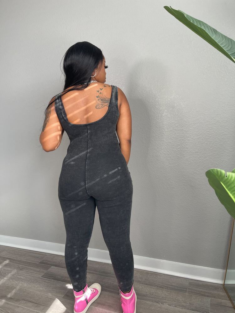"JAYDA" RIBBED JUMPSUIT (PRE-ORDER)