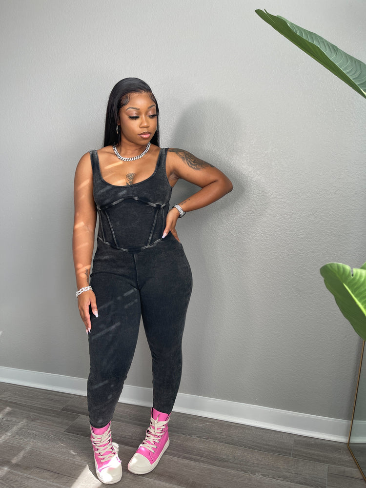 "JAYDA" RIBBED JUMPSUIT (PRE-ORDER)