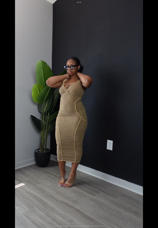 "Amour" Midi Dress